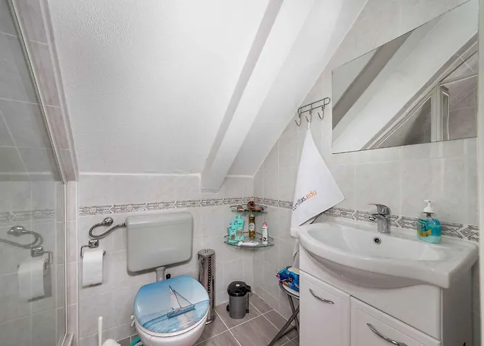 Beachfront Balatonmariafuerdo 19542 בית נופש Balatonmáriafürdő